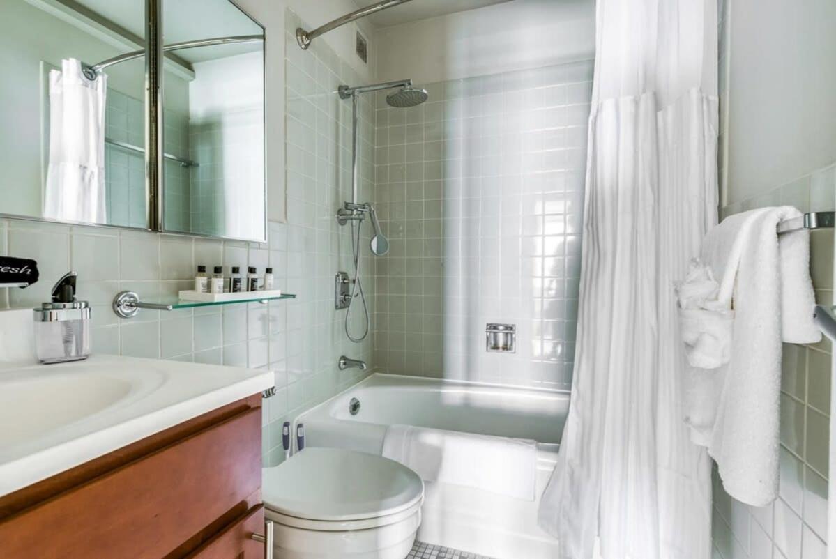 Cozysuites 800 Tower 2Br With Gym! 26 Луисвилл Экстерьер фото