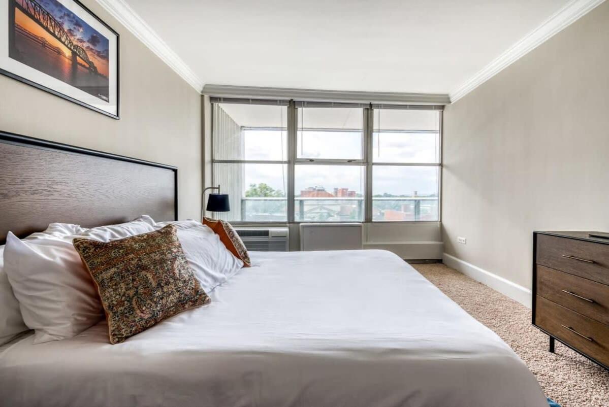 Cozysuites 800 Tower 2Br With Gym! 26 Луисвилл Экстерьер фото